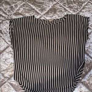 Blk and white striped boxy blouse